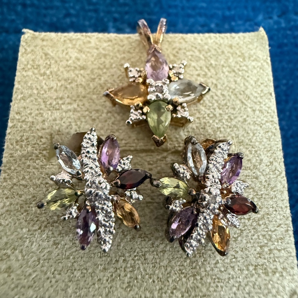 Elegant Multicolor Gemstone Jewelry Set in 926 Gold